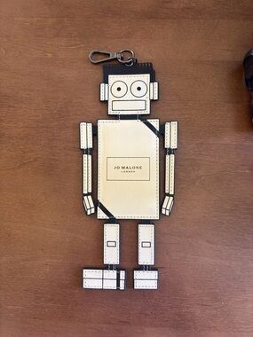 Jo Malone London Cream and Black Robot Leather Key Charm, Luggage Tag